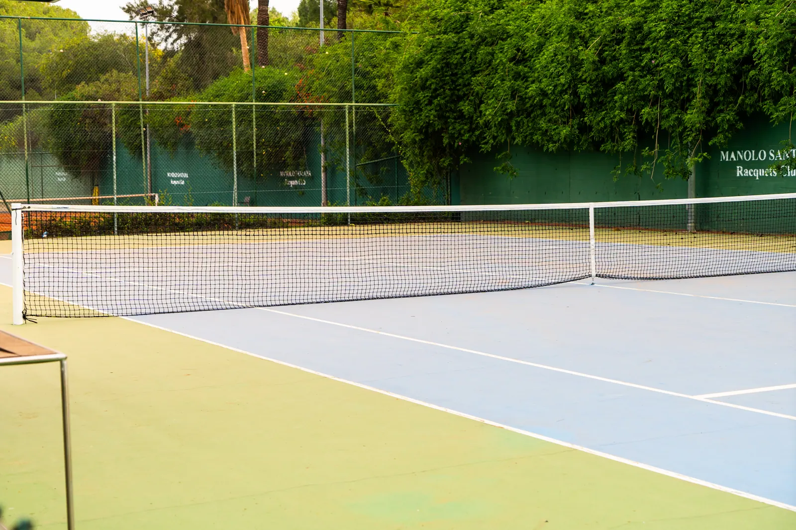 Pista dura Plexipave del club